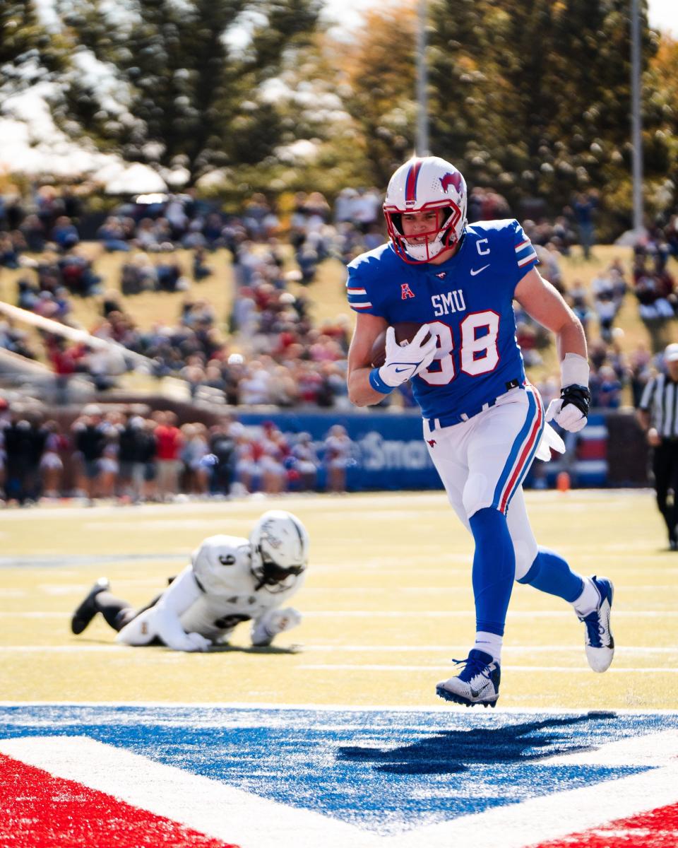 In his lone season at SMU, Grant Calcaterra totaled 38 catches for 465 yards and four touchdowns.