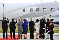 <p>According to royal protocol, two heirs shouldn’t fly on the same flight together to protect the royal lineage in case there’s an accident. Morbid, but…practical? Prince William has broken this protocol on previous occasions, like when the Duke and Duchess took George and Charlotte on a tour of Canada last year.</p>