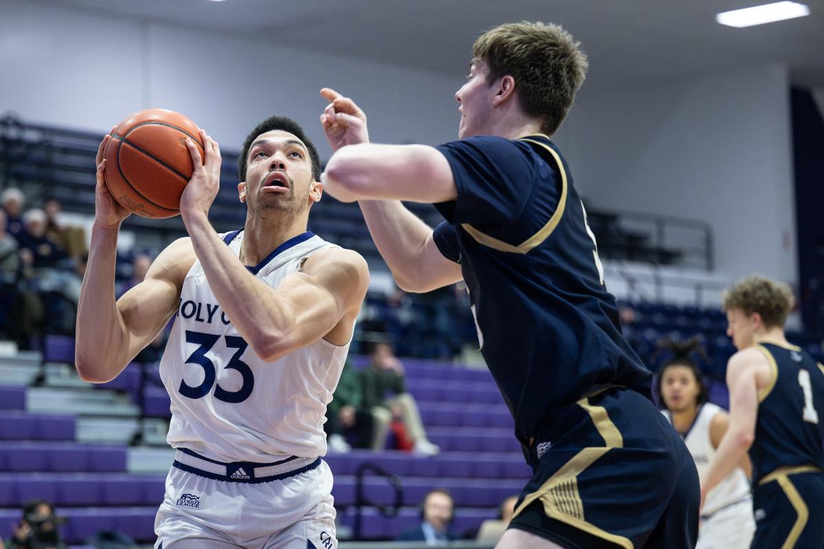 'They just have to keep believing': Holy Cross men's basketball leads ...