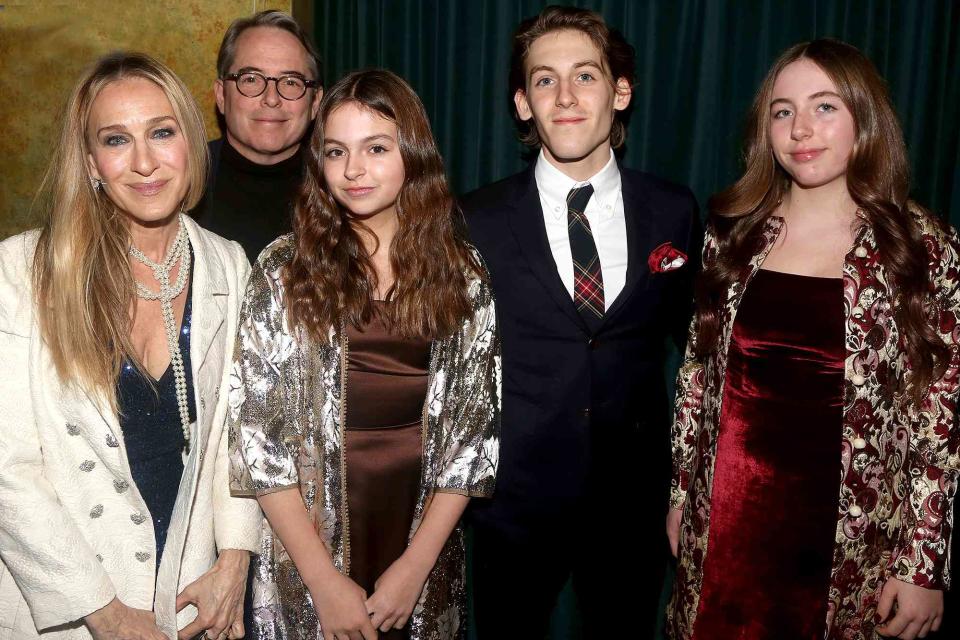 <p>Bruce Glikas/WireImage</p> Sarah Jessica Parker, Matthew Broderick and their children James, Tabitha and Marion in 2022