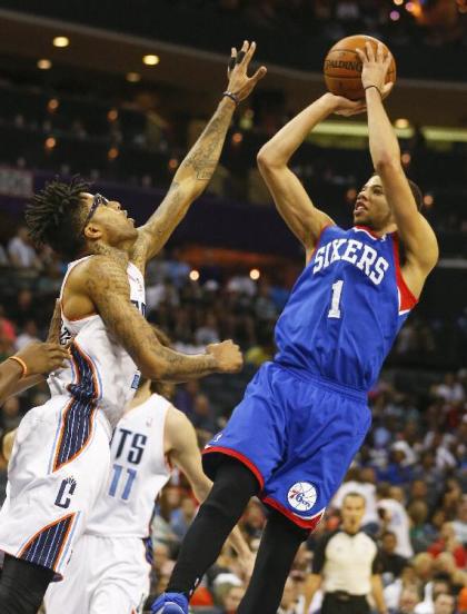 MCW over CDR (AP Photo/Chris Keane)