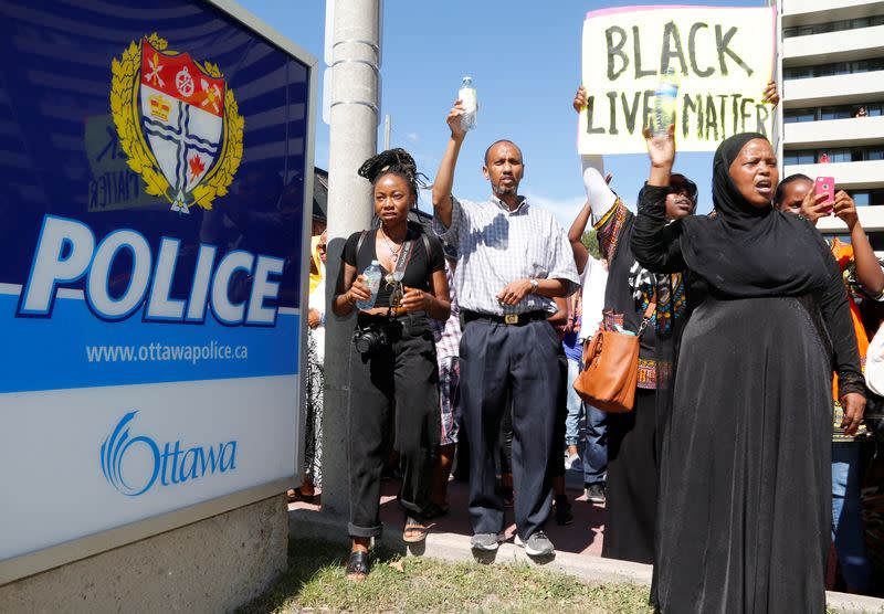 Protesters march in Ottawa