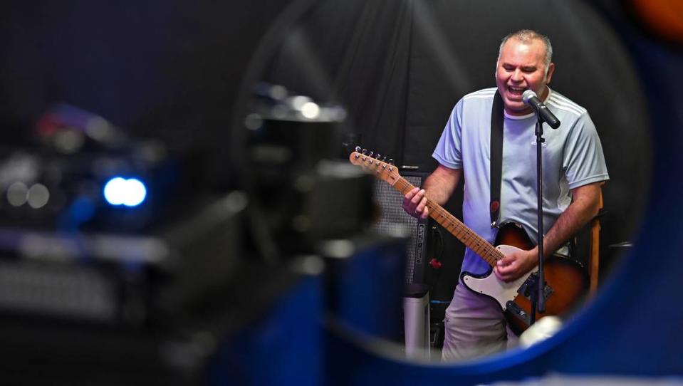 UltimaNota guitarist Tony Arreaza said he still gets goosebumps recalling how it felt rehearsing with the Charlotte Symphony for the first time.