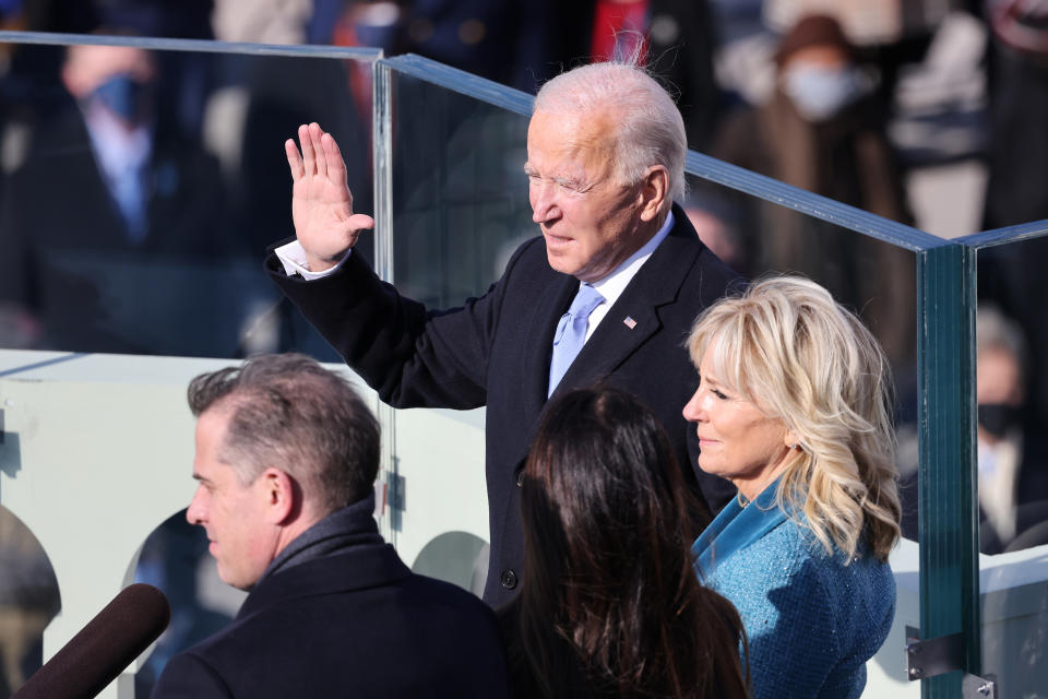 Joe Biden bei der Vereidigung (Bild: Tasos Katopodis/Getty Images)