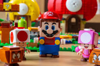 Lego Super Mario