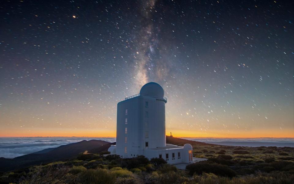 Tenerife star gazing - MikeMareen/iStockphoto