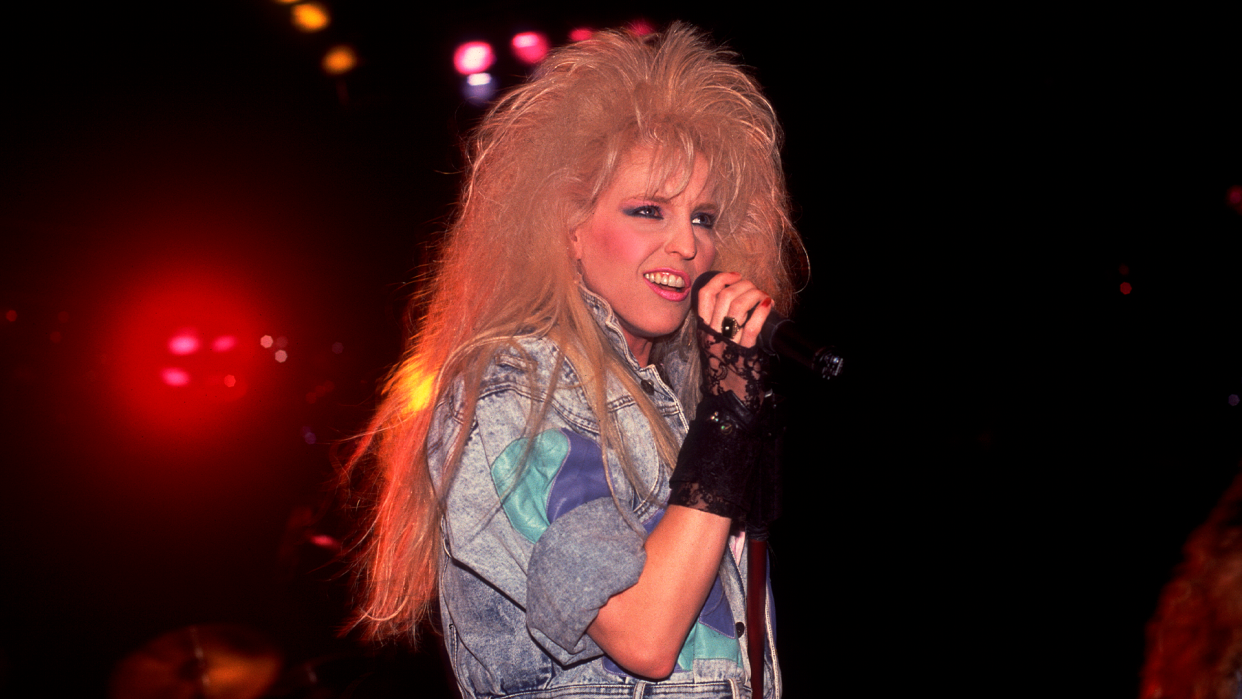 Vixen frontwoman Janet Gardner in the 1980s, being mindful not to show too much skin. (Photo: Getty Images)