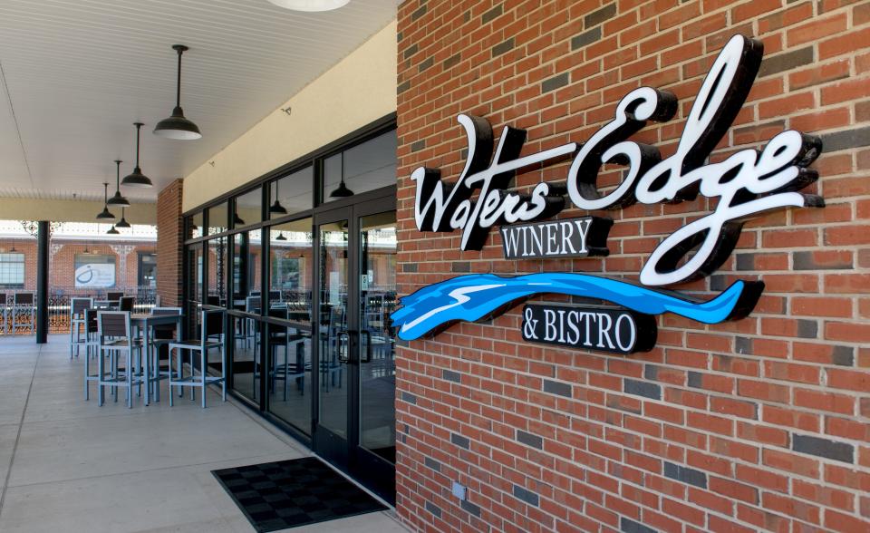 Peoria Heights Wine & Bistro, formerly Waters Edge Winery & Bistro, shut down permanently.