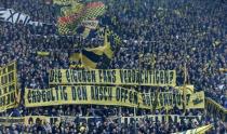 Soccer Football - Borussia Dortmund vs Eintracht Frankfurt - Bundesliga - Signal Iduna Park, Dortmund, Germany - 15/4/17 Borussia Dortmund fans Reuters / Ralph Orlowski Livepic