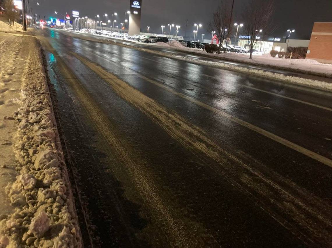 A freezing rain early Saturday morning left roads slippery, the Kennewick Police Department posted on social media.