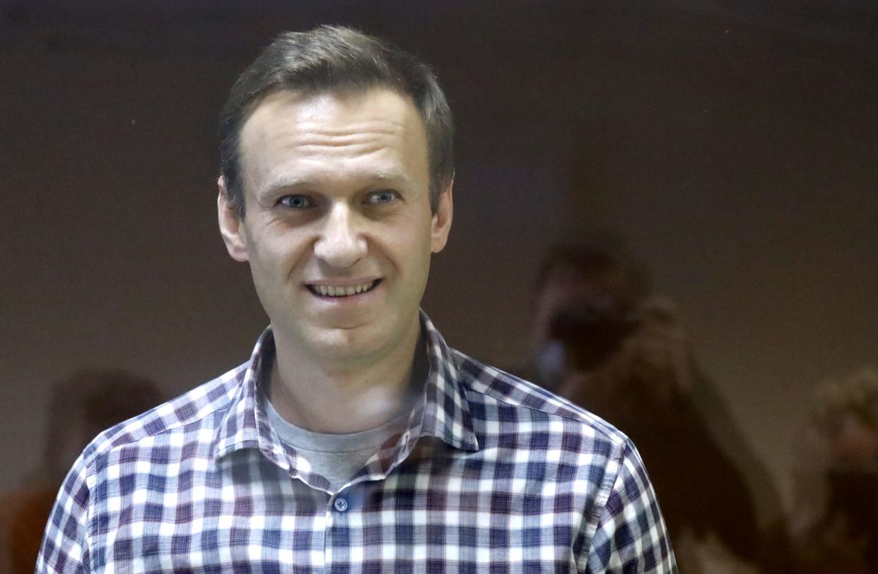 A day after the doctor for Alexei Navalny said the imprisoned Russian opposition leader was near death, Navalny’s daughter has joined the chorus of international voices calling for him to receive immediate medical care.