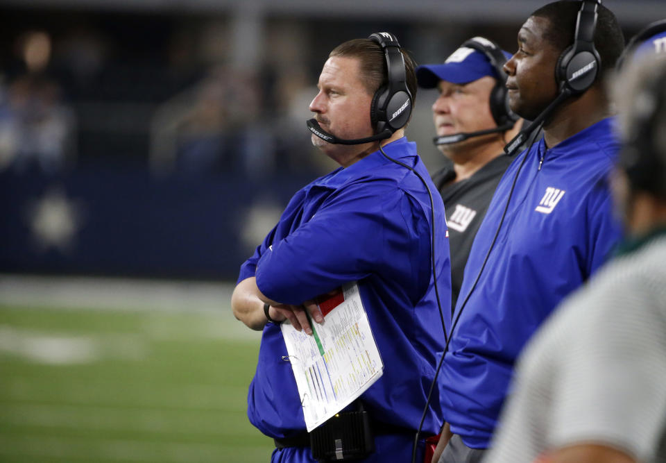 Ben McAdoo’s Giants are off to an 0-2 start this season and the offense has been mostly ineffective. (AP)