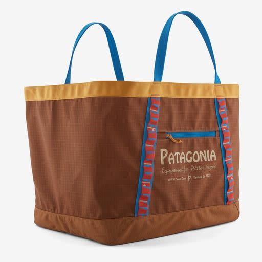 <p><a href="https://go.redirectingat.com?id=74968X1596630&url=https%3A%2F%2Fwww.patagonia.com%2Fproduct%2Fblack-hole-gear-tote-bag-61-liters%2F196924293700.html&sref=https%3A%2F%2Fwww.esquire.com%2Flifestyle%2Fg60514694%2Fhome-improvement-and-tools-gift-ideas%2F" rel="nofollow noopener" target="_blank" data-ylk="slk:Shop Now;elm:context_link;itc:0;sec:content-canvas" class="link ">Shop Now</a></p><p>Black Hole® Gear Tote</p><p>patagonia.com</p><p>$119.00</p>