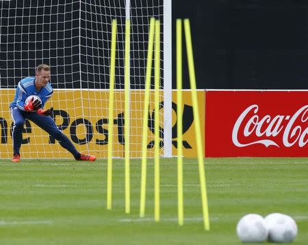 Germany national goalkeeper Marc-Andre ter Stegen takes part in a training session in Frankfurt, Germany, October 6, 2015. REUTERS/Ralph Orlowski