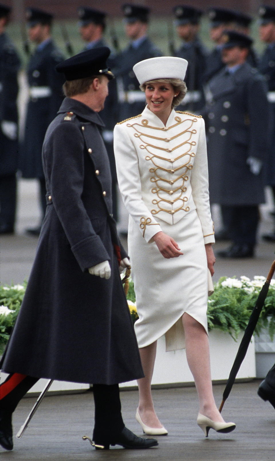 Welcoming&nbsp;King Fahd on his arrival in Britain.