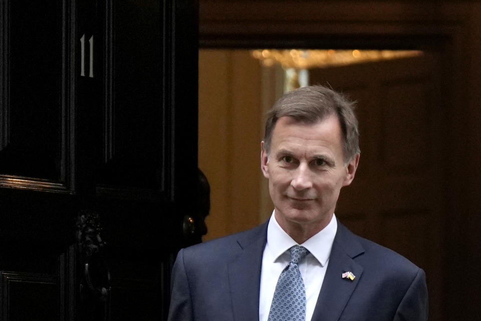 Autumn statement Britain's Chancellor Jeremy Hunt leaves 11 Downing Street to attend Parliament in London, Thursday, Nov. 17, 2022. Just three weeks after taking office, British Prime Minister Rishi Sunak faces the challenge of balancing the nation's budget while helping millions of people slammed by a cost-of-living crisis. Treasury chief Jeremy Hunt will deliver the government's plan for tackling a sputtering economy in a speech to the House of Commons on Thursday. (AP Photo/Alastair Grant)