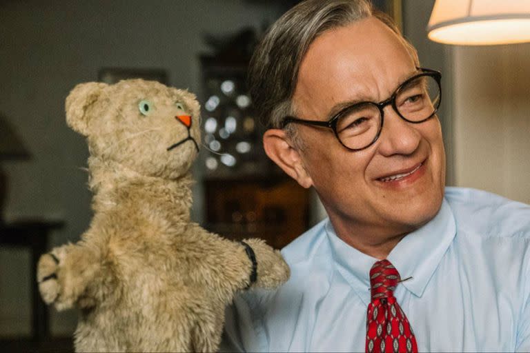 Tom Hanks es el célebre animador infantil norteamericano Fred Rogers en este estreno directo a VOD