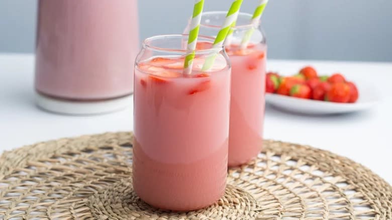 copycat Starbucks Pink Drink