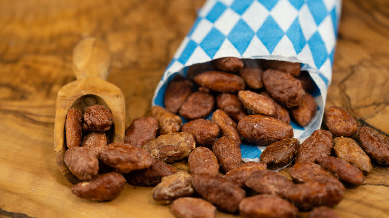 Candied nuts with scoop