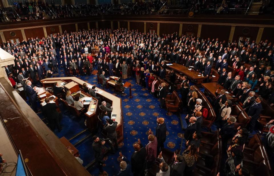 Jan. 7, 2023; Washington, DC, USA; Members of the House of Representatives are sworn in by  Kevin McCarthy, R-Calif) who was elected speaker of the House on the 15th ballot. Mandatory Credit: Jack Gruber-USA TODAY