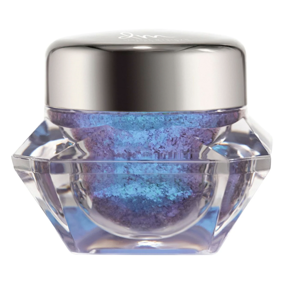 <p><a href="https://go.redirectingat.com?id=74968X1596630&url=https%3A%2F%2Fwww.sephora.com%2Fproduct%2Fdanessa-myricks-beauty-infinite-chrome-flakes-multichrome-gel-for-eyes-face-P481968&sref=https%3A%2F%2Fwww.redbookmag.com%2Fbeauty%2Fg44967949%2Fbeyonce-renaissance-tour-hair-makeup-nails-inspiration%2F" rel="nofollow noopener" target="_blank" data-ylk="slk:Shop Now;elm:context_link;itc:0;sec:content-canvas" class="link ">Shop Now</a></p><p>Danessa Myricks Beauty Infinite Chrome Flakes Multichrome Gel for Eyes & Face infinite chrome bi-pride 0.13 oz / 3.8 g</p><p>sephora.com</p><p>$25.00</p><span class="copyright">Courtesy of Danessa Myricks </span>