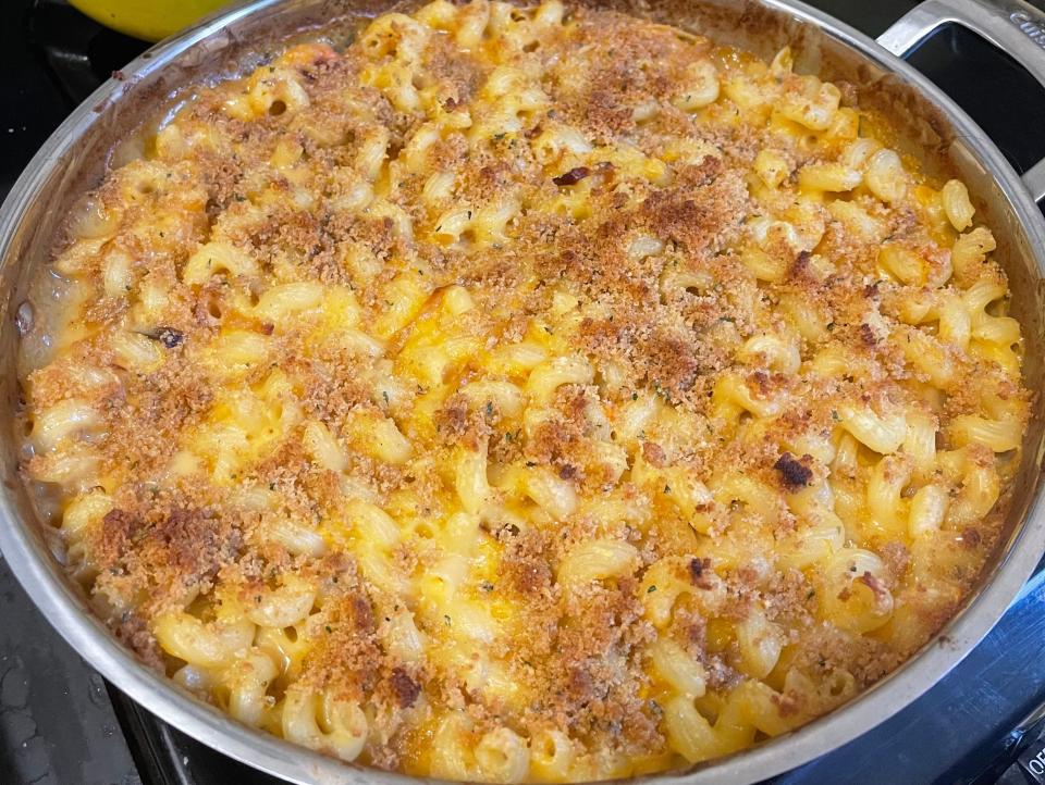 The finished butternut squash macaroni and cheese.