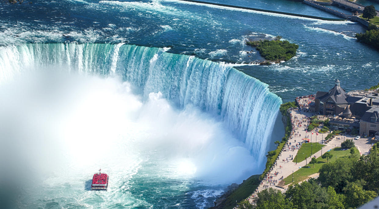 Horseshoe Falls at Niagara Falls, Ontario, Canada. (Photo: Getty Images)