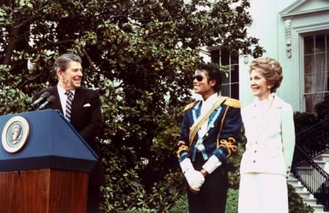 Reagans_with_Michael_Jackson