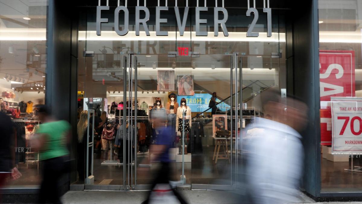 Shein compra um terço do grupo dono da Forever 21 - 24/08/2023 - Mercado -  Folha