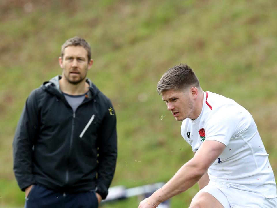 Owen Farrell practises kicking with Jonny Wilkinson (Getty Images)
