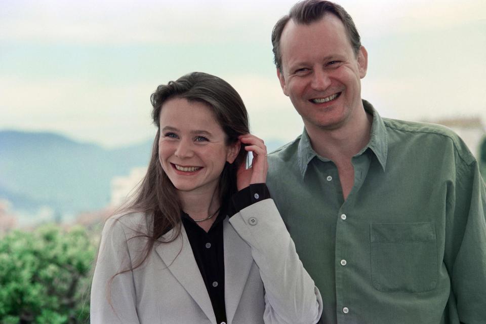 British actress Emily Watson (L) poses with Swedish actor Stellan Skarsgard during the press presentation of their film 