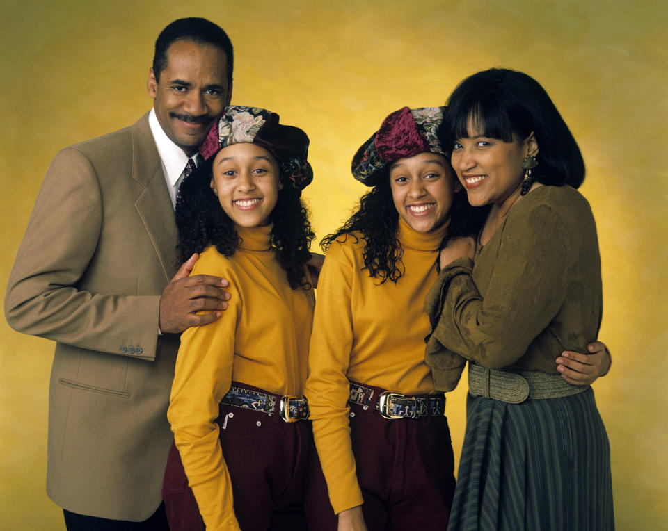 Tim Reid and cast of Sister, Sister Simon and Simon Cast