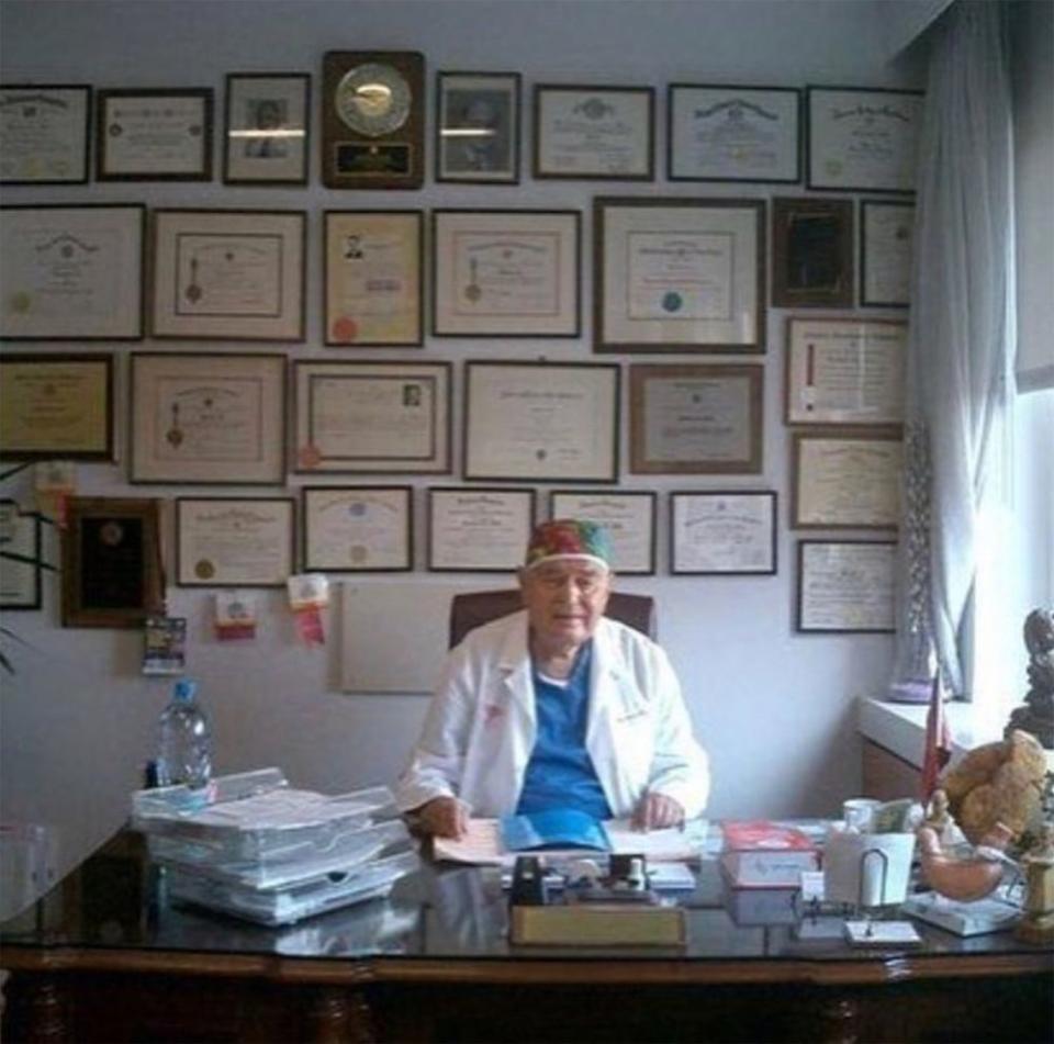 Dr. Mehmet Oz's Dad Mustafa Oz Dies at Age 93