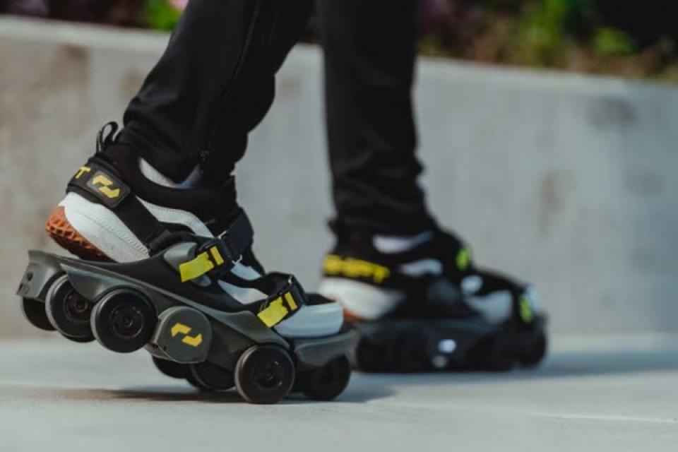 Shift Robotics afirma que sus zapatos Moonwalkers aumentan la velocidad al caminar en un 250%  (Moonwalkers)