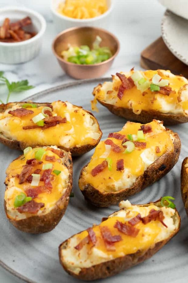 <p><a href="https://www.sustainablecooks.com/air-fryer-twice-baked-potatoes/" rel="nofollow noopener" target="_blank" data-ylk="slk:Sustainable Cooks;elm:context_link;itc:0;sec:content-canvas" class="link ">Sustainable Cooks</a></p>