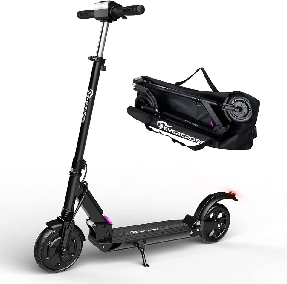 EVERCROSS EV08E Electric Scooter. Image via Amazon.