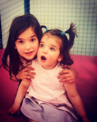 <p>Anesa Lipa Instagram </p> Dua Lipa and her sister Rina Lipa.