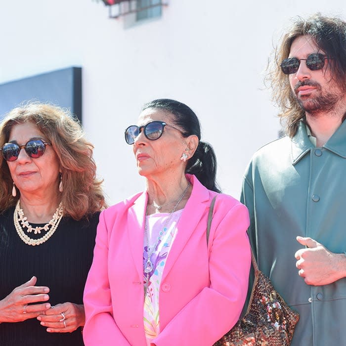 Lolita, Carmen Flores y su hijo