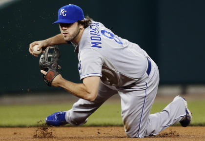 Royals complete 2-year, $17.5 million deal with Lorenzo Cain