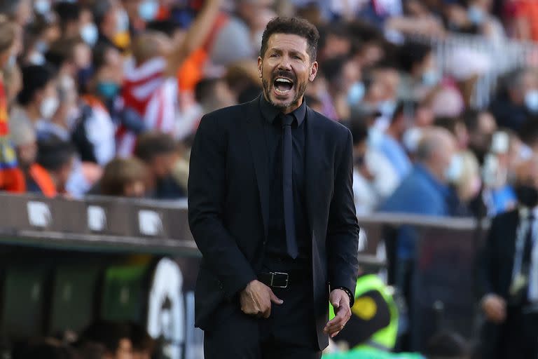 El Cholo Simeone obtuvo la Liga de España; Atlético de Madrid aguantó la arremetida de Barcelona y Real Madrid