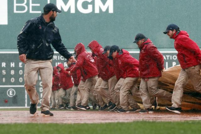 Ohtani's start shortened by long rain delay vs. Red Sox