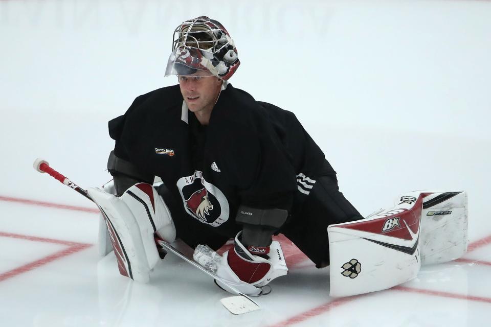 Goaltender Antti Raanta has had injury problems during his time with the Coyotes.