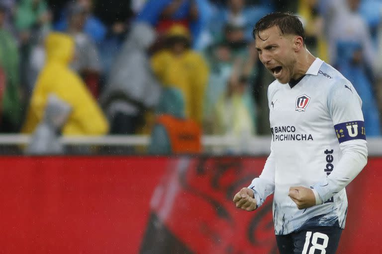 El grito de gol del capitán Ezequiel Piovi, de muy buen partido en Liga de Quito, que goleó a Defensa y Justicia.