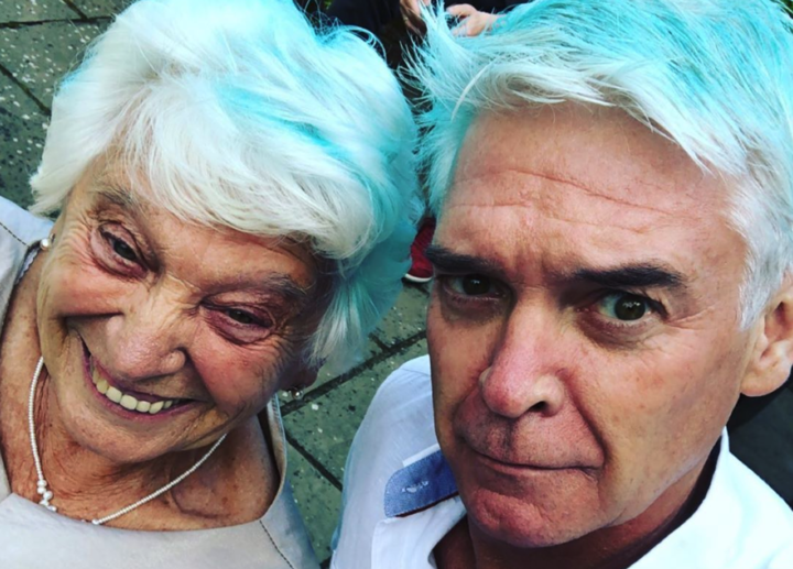 Phillip and mum Pat piose for a selfie on his Instagram page9Phillip Schofield/Instagram)