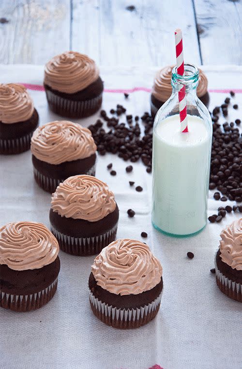 Chocolate-peanut butter cupcakes