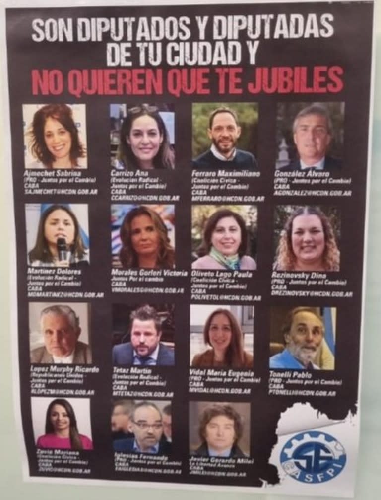 El afiche en la sede del Anses.