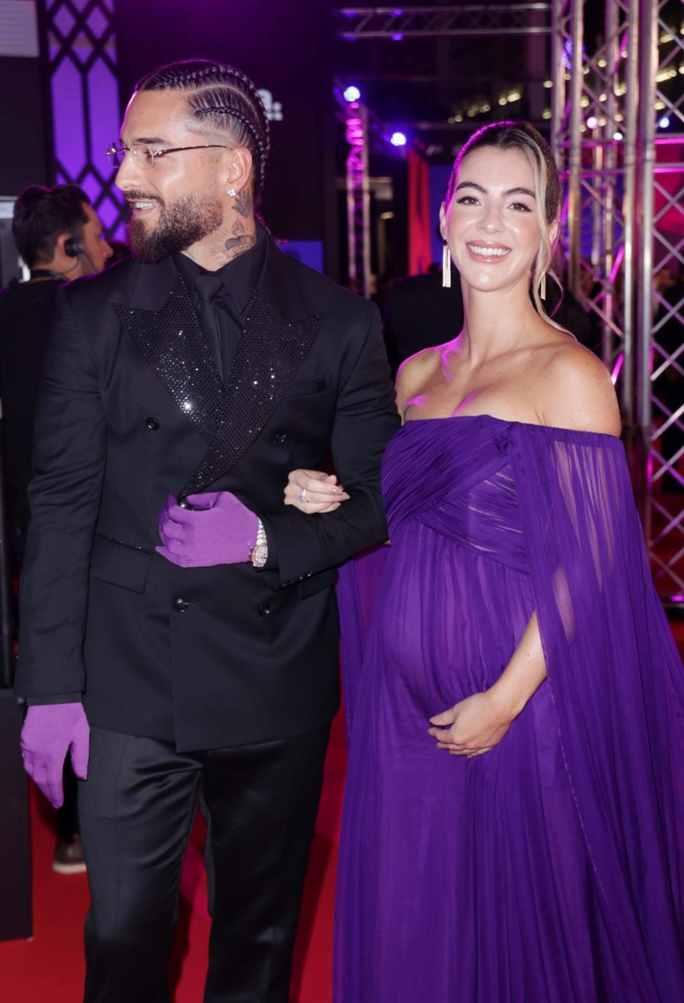 Maluma y su novia. John Parra/Getty Images for Latin Recording Academy