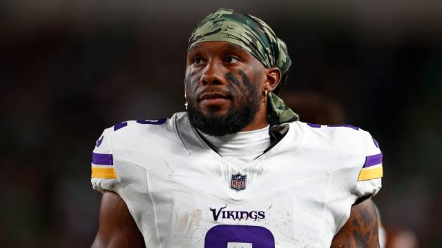 Alexander Mattison, Vikings, NFLPA address racist messages from fans after  'TNF' loss to Eagles