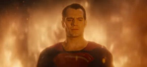 Superman standing in the flames of the burning Capitol Building in "Batman v Superman: Dawn of Justice"