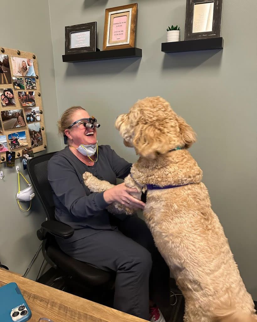 Previous research has shown that interactions with dogs, whether it be your own or someone else’s, can actually boost your health — even if they’re brief. Instagram / @jandddental